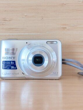 Sony Cyber-shot DSC-S5000 14.1MP Digital Camera 5x Optical Zoom Tested Working